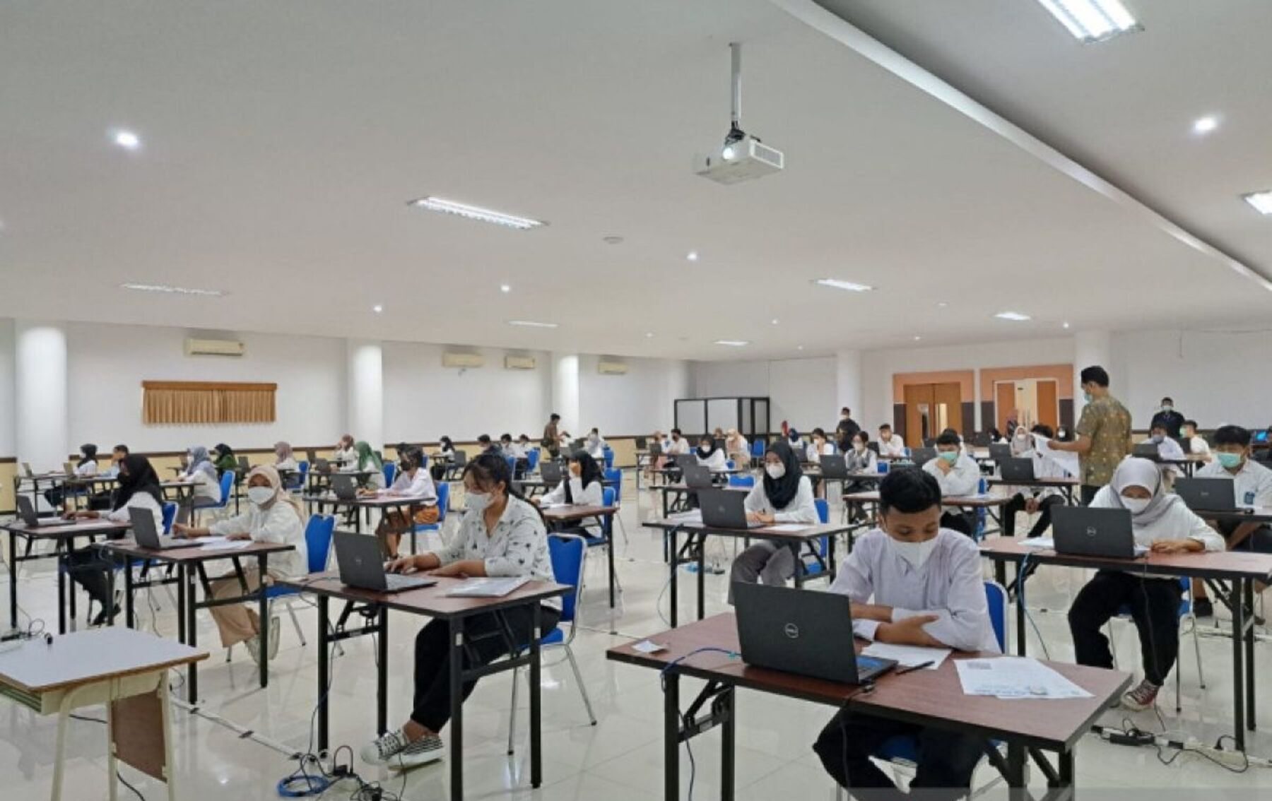Kasus Kecurangan UTBK Bisa Capai Ratusan Juta per Kursi, Pihak Penyelenggara Pastikan Sanksi Tegas!