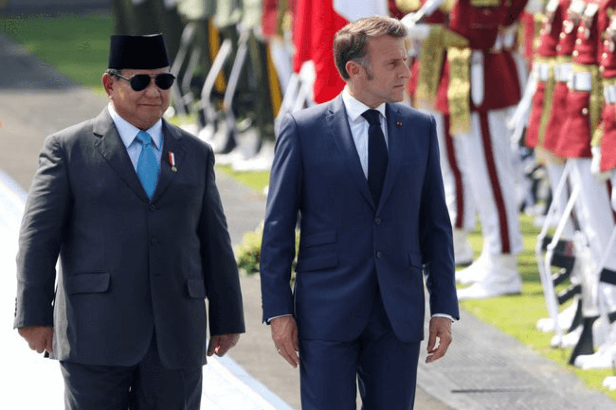 Kunjungi Akmil Magelang dan Borobudur, Presiden Prabowo Dampingi Macron Teken Kerja Sama Persahabatan