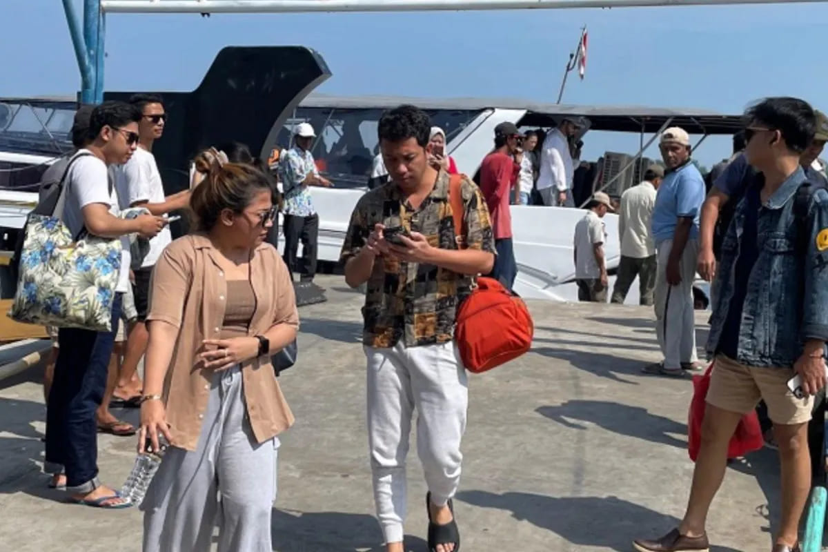 Rame Banget: Ribuan Orang Liburan ke Kepulauan Seribu, Tiket Mulai Rp44 Ribu Aja