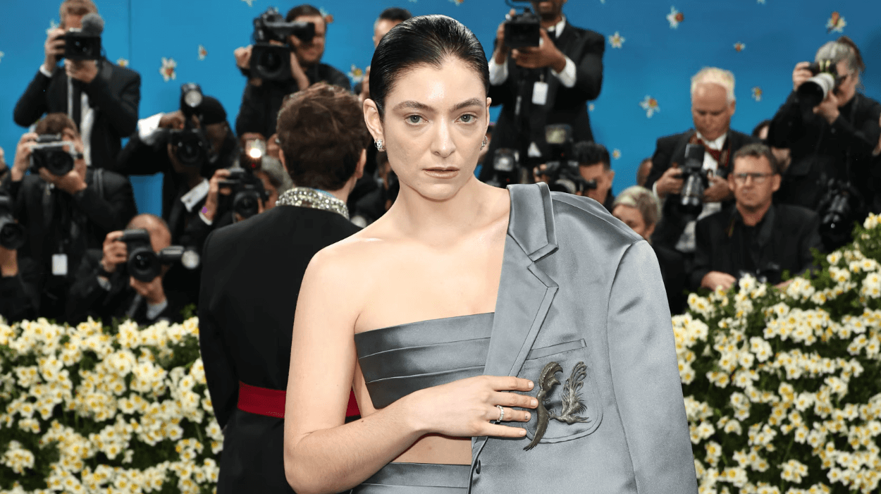 Lorde Ungkap Bagaimana Gender Mempengaruhi Lagu 'Man Of The Year'