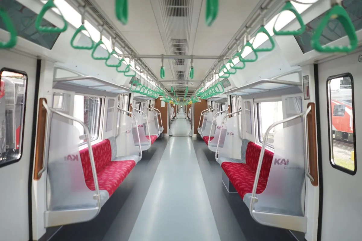 Mulai 1 Juni! KRL Baru Seri CLI-125 Resmi Beroperasi di Jabodetabek, Ini Fitur Canggihnya