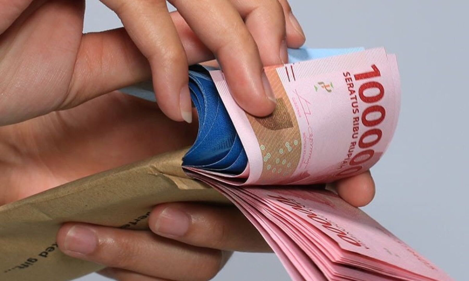 Gak Lama Naik, Kurs Rupiah Melemah Lagi! Imbas Data Manufaktur Tiongkok dan Ketegangan Perdagangan AS