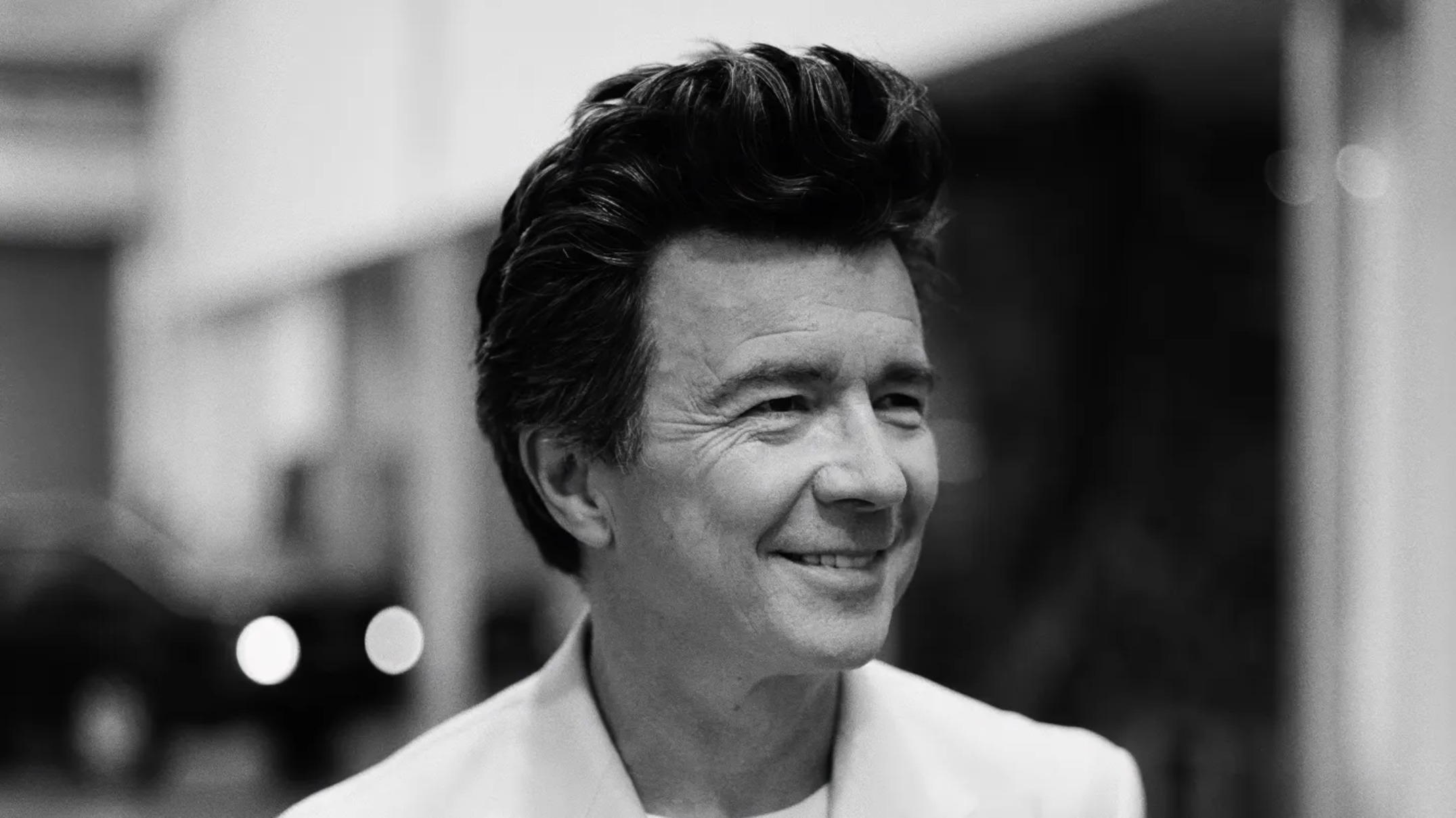 Viral Abadi! Lagu Rick Astley 