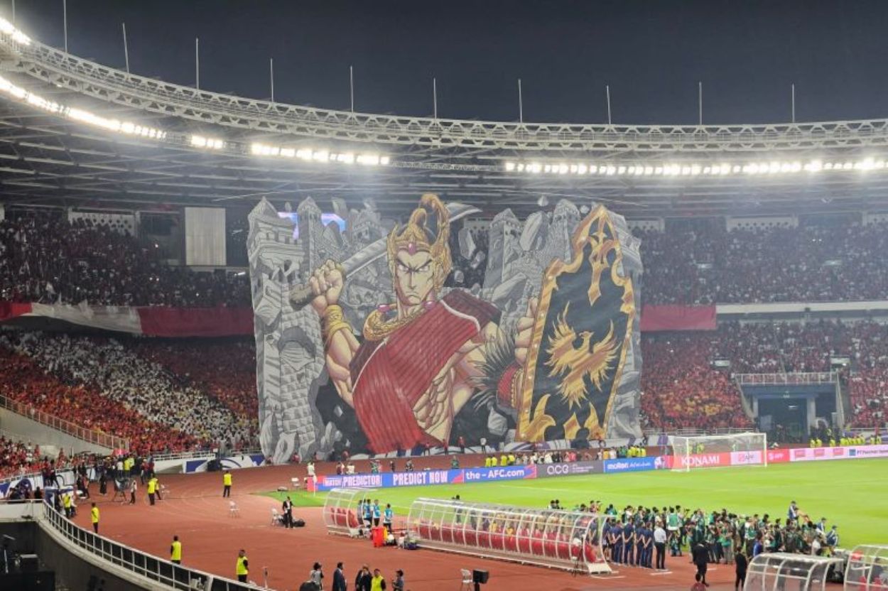 Koreografi Epik & Tifo Pendekar Wayang Warnai Laga Indonesia vs China
