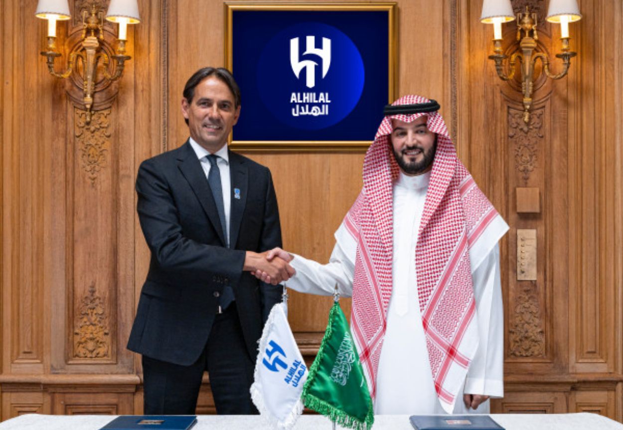 Simone Inzaghi Resmi Jadi Pelatih Baru Al Hilal, Gajinya Fantastis Banget!