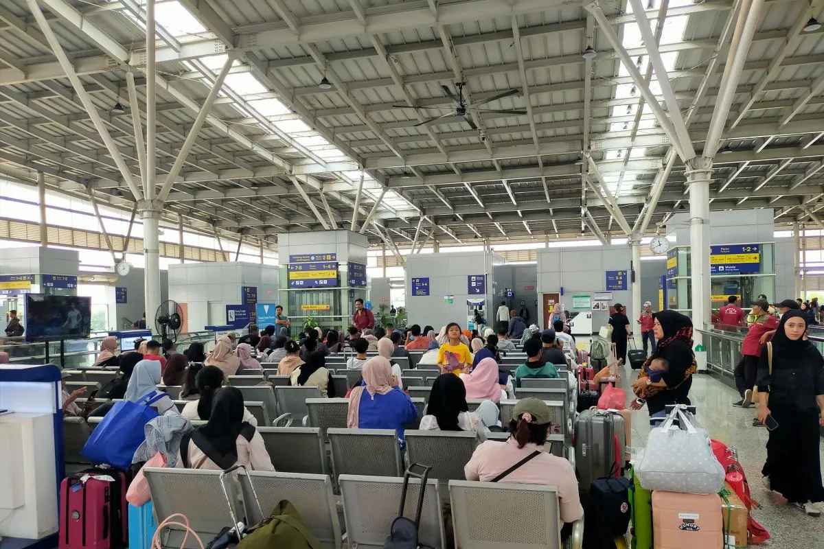Volume Penumpang KA di Daop 1 Jakarta Tetap Tinggi Saat Iduladha, Capai 36 Ribu Orang