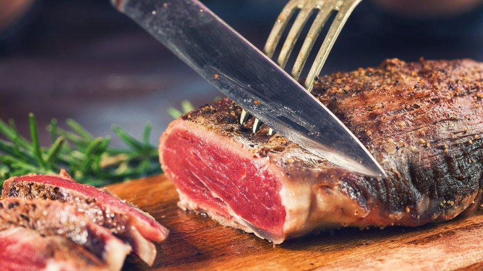 Waspada Kolesterol Saat Idul Adha! Ini Tips Sehat Makan Daging Kurban dari Dokter Spesialis