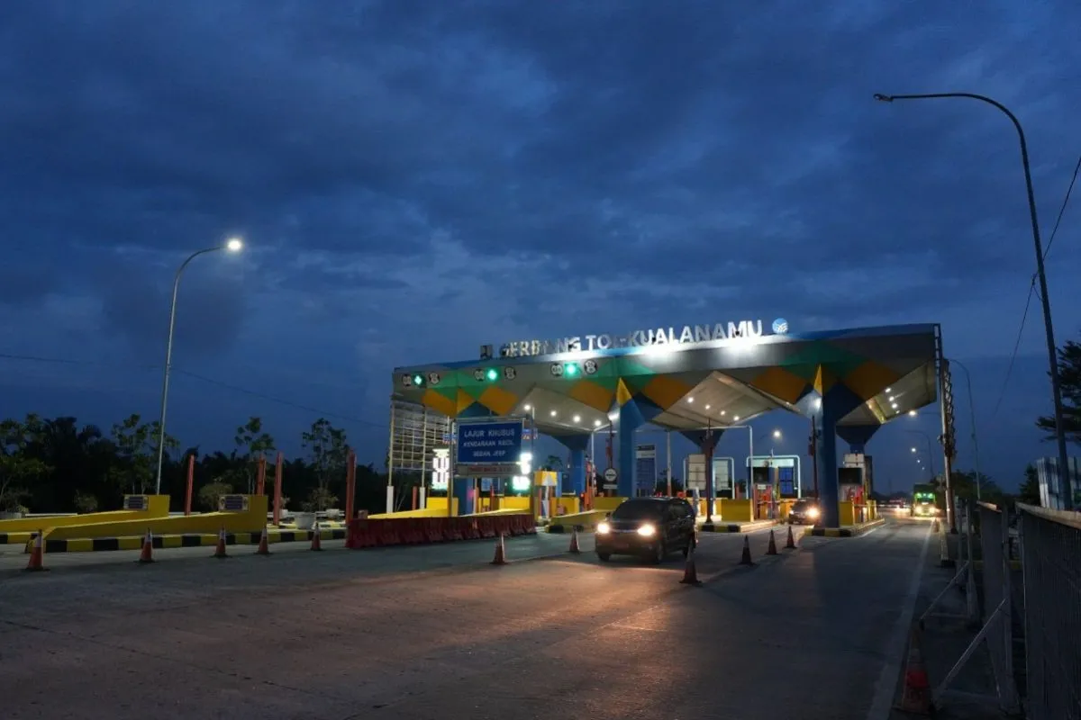 Libur Idul Adha, Tol ke Bandara Kualanamu dan Bitung Padat! Ribuan Kendaraan Membludak dalam Dua Hari