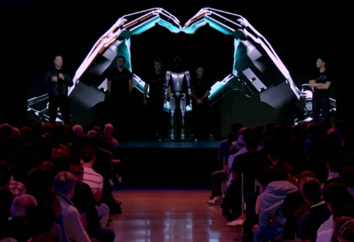 Amazon Siap Kirim Paket Pakai Robot Humanoid! Kurir Manusia Terancam Tergeser?