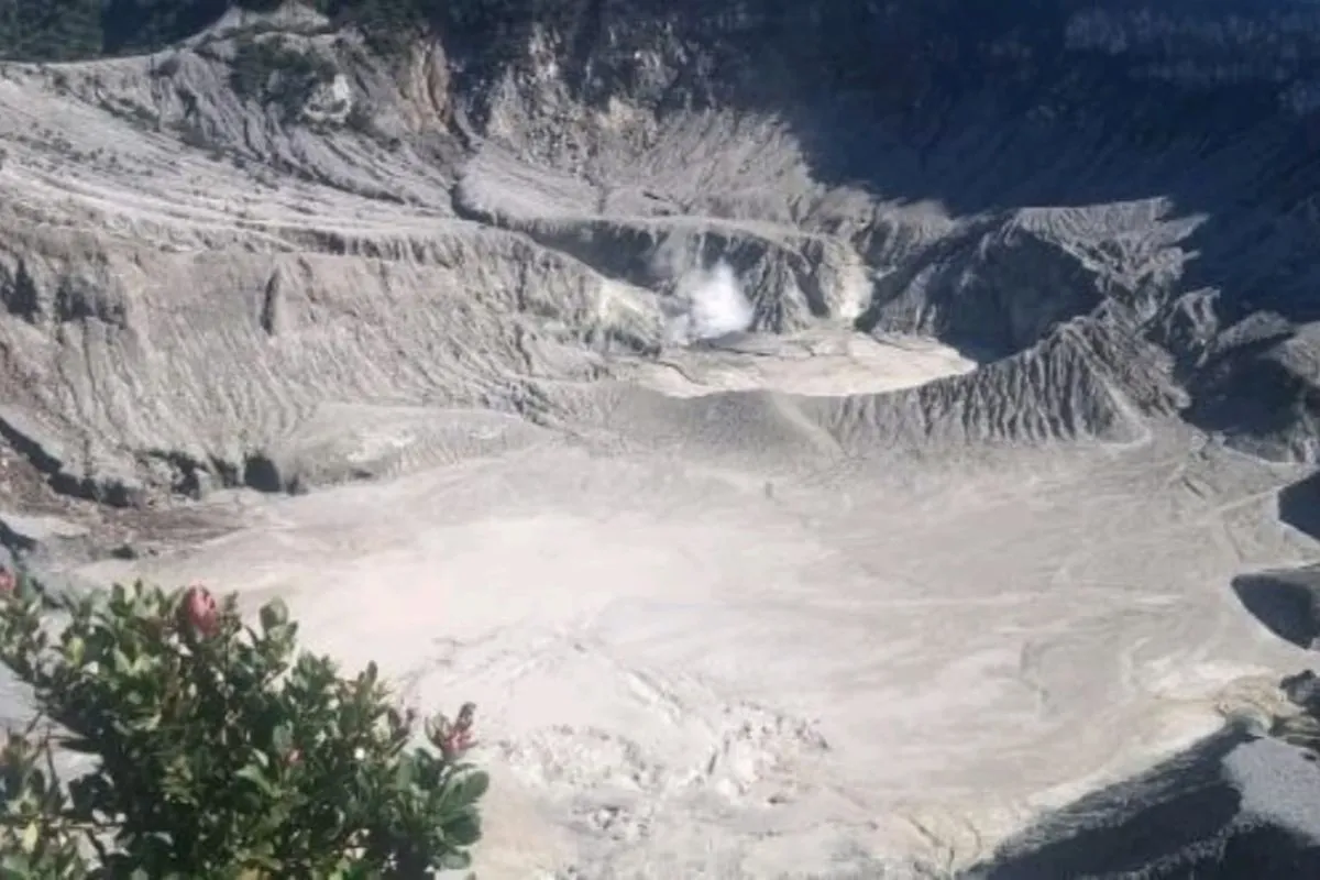 Tangkuban Parahu Masih Status 'Tenang', Tapi Waspada! Potensi Erupsi Freatik Bisa Terjadi Mendadak Tanpa Peringatan!