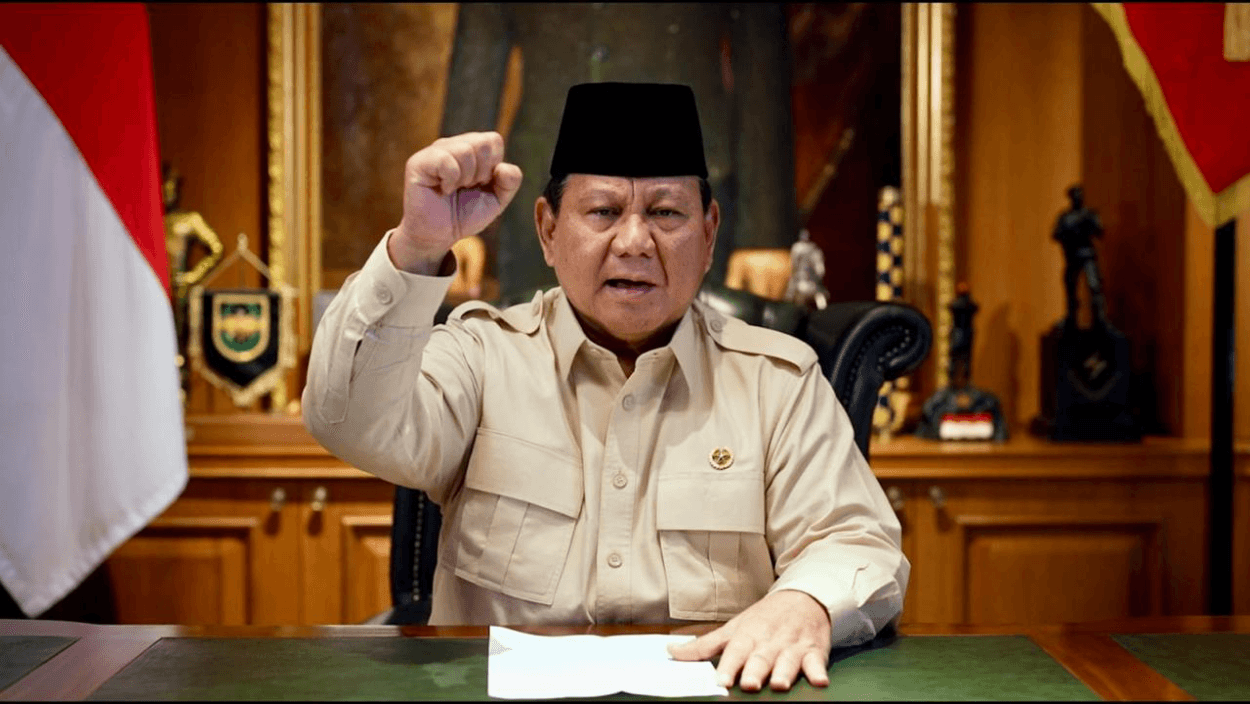 Presiden Prabowo Cabut Izin Tambang demi Jaga Laut Raja Ampat Tetap Mendunia