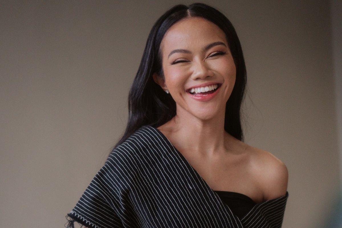 Momen Mengharukan Ruth Sahanaya Bikin Yura Yunita Nangis! Konser 'Bingah' Pecah Total di Istora