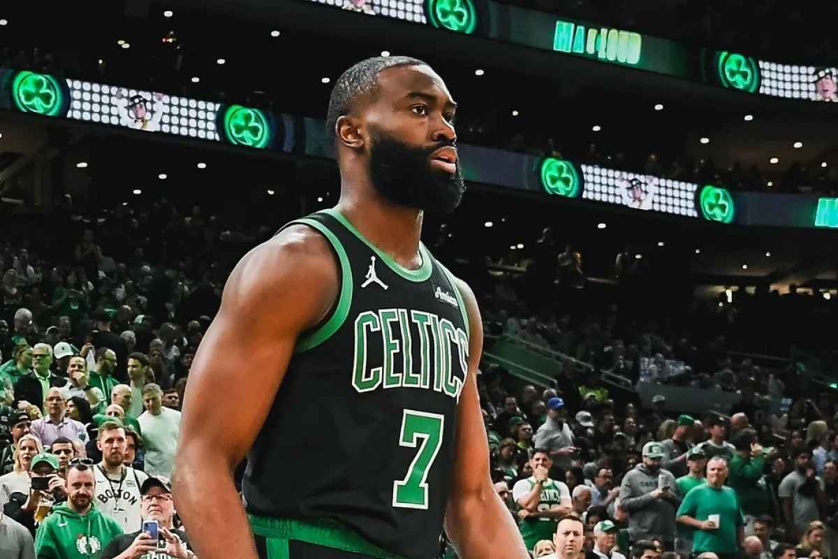 Operasi Lutut Usai Jadi MVP Final NBA, Jaylen Brown Siap Comeback Lebih Kuat!