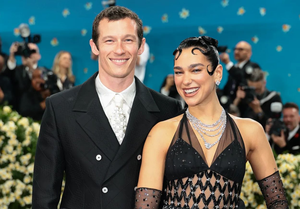 Dua Lipa Resmi Tunangan Sama Callum Turner, Kapan Nikahnya?