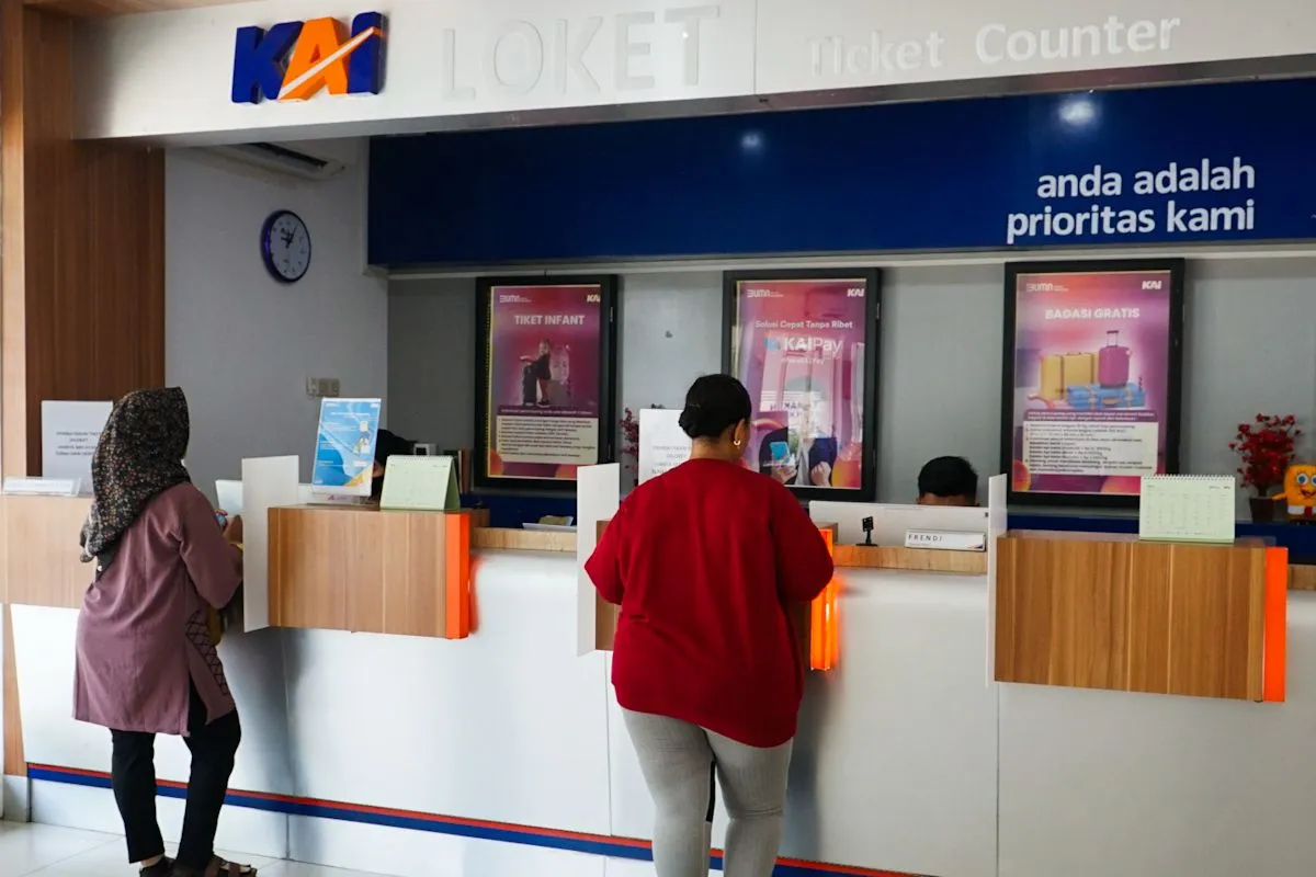 Mau Batalin Tiket Kereta? Sekarang Bisa Online dan Offline di 65 Stasiun Seluruh Indonesia!