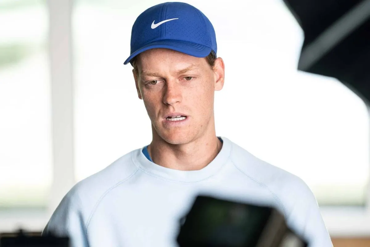 Susah Tidur Karena Alcaraz! Jannik Sinner Curhat Pedih Usai Kekalahan di Roland Garros