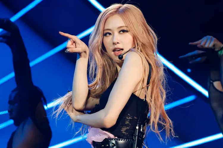 Alex Warren Gaet Rosé BLACKPINK di Lagu Terbaru 'On My Mind', Siap Gebrak Musik Global!