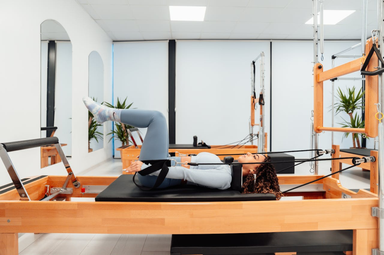 7 Tempat Pilates di Jakarta yang Nyaman dan Serba Lengkap, Wajib Coba!