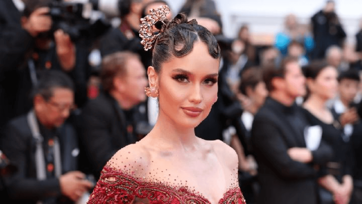 Cinta Laura Tegaskan Tak Pernah Andalkan Sensasi: "Aku Bangun Karier Pakai Visi, Bukan Drama"