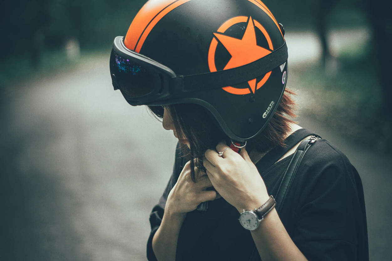 Helm Khusus Hijabers: Nyaman Dipakai tanpa Ribet!