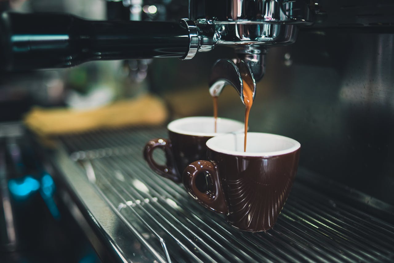 Ngopi Nggak Cuma Bikin Melek, Ini 7 Manfaat Kafein yang Jarang Diketahui!