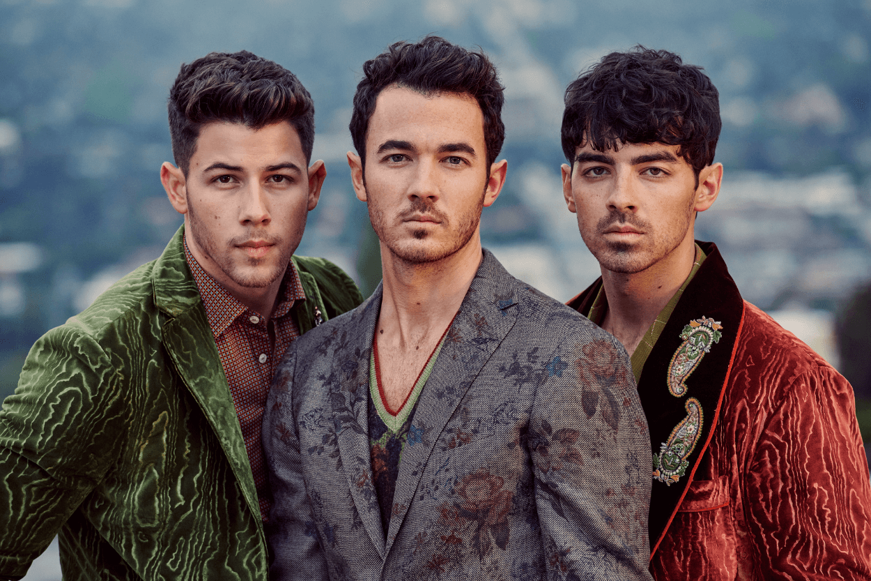 Joe Jonas Bocorkan Tur Jonas Brother dan Album Baru yang Segera Rilis