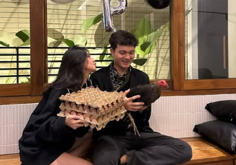 Keisya Levronka Kasih Ayam Hidup Buat Ultah Nyoman Paul! Hubungan Mereka Akhirnya Go Public?