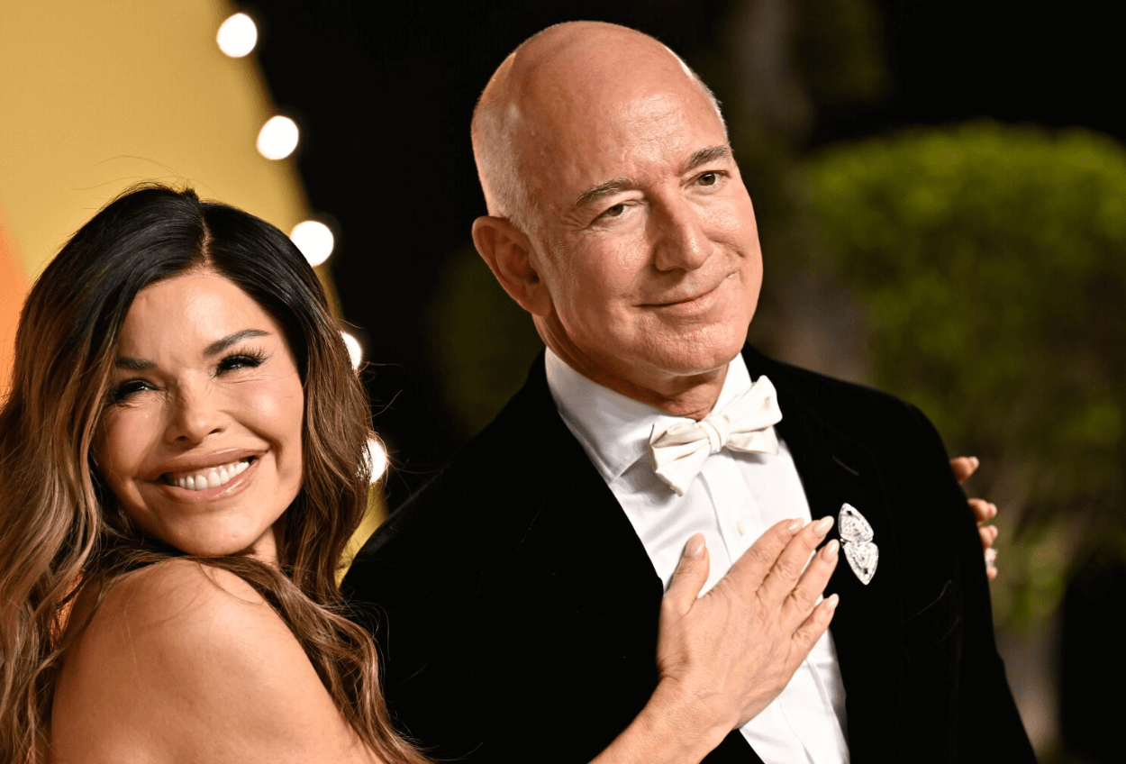 Takut dengan Buaya Karet, Jeff Bezos Batalkan Rencana Pesta Pernikahan di Tengah Kota Venesia