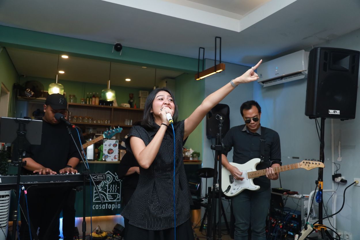 Rangkai Hingga Lucy Band, Panggung "Main-Main di Cipete" Makin Penuh Warna