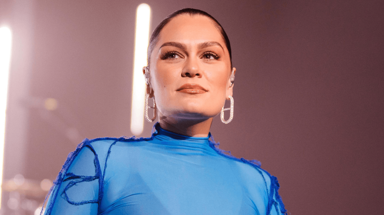Jessie J Umumkan Kanker Telah Hilang: "Akhirnya Bisa Nonton 'Love Island' Tanpa Rasa Bersalah"