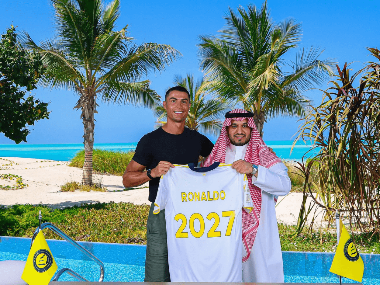 Fantastis! Ronaldo Kantongi Rp6,9 Triliun dari Kontrak Barunya di Al-Nassr