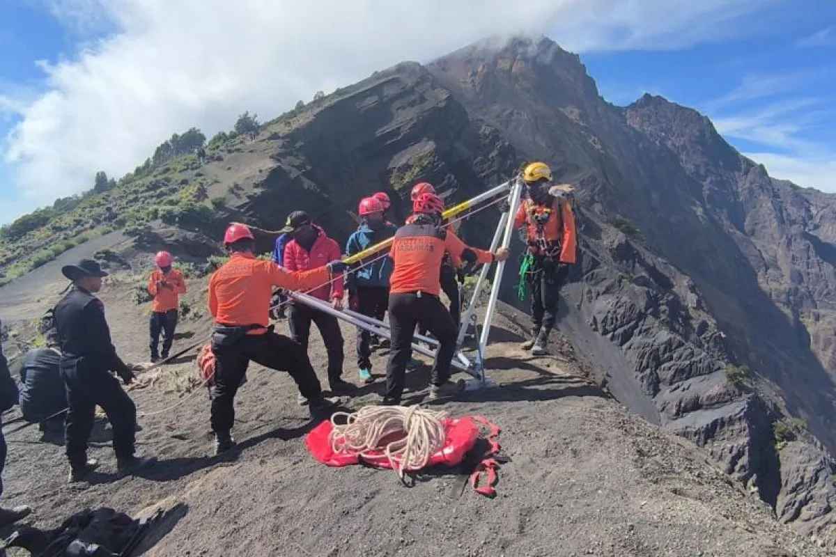 Polres Lombok Timur Terus Selidiki Kematian Pendaki WNA Brazil di Gunung Rinjani