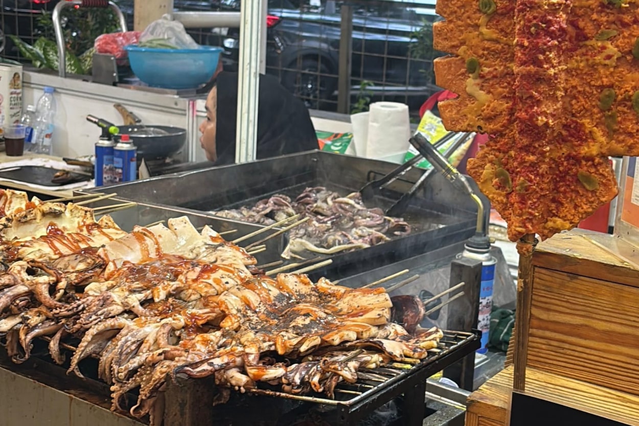 10 Spot Kuliner Enak dan Terjangkau di Blok M Square yang Wajib Dicoba