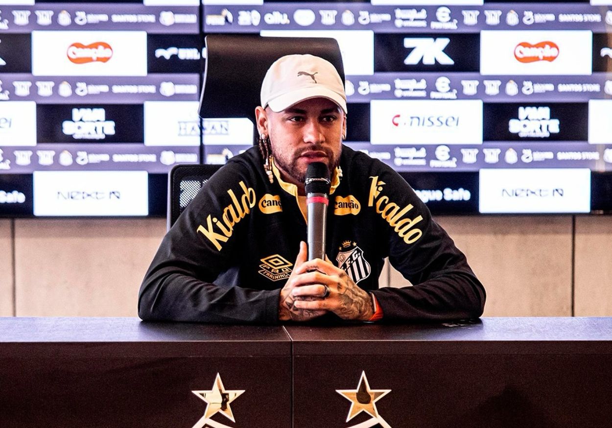 Neymar Masih Ogah Pensiun Meski Sering Cedera: Saya Bakal Terus Main Bola Selama Tubuh Masih Mampu