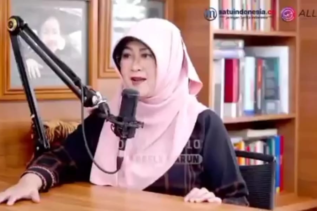 Soroti Ijazah Jokowi, Dr. Tifa Sebut Anak Didatangi dan Diancam di Kosan
