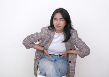 Cegah Perut Kembung Saat Cuaca Panas: Ini 7 Tips Jitu Biar Nggak Masuk Angin!