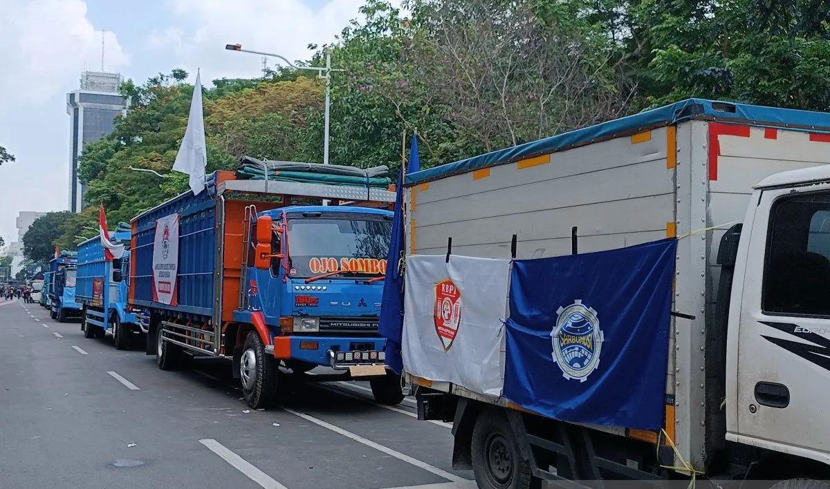 Sopir Truk Ancam Mogok Nasional Hari Ini, Tuntut AHY dan Menhub Temui Langsung!