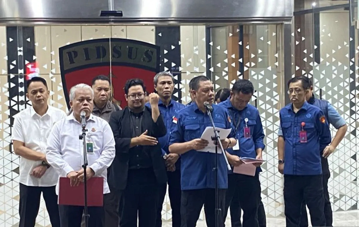 Geger Korupsi Minyak Rp285 Triliun! Riza Chalid Resmi Jadi Tersangka Bareng Pejabat Pertamina