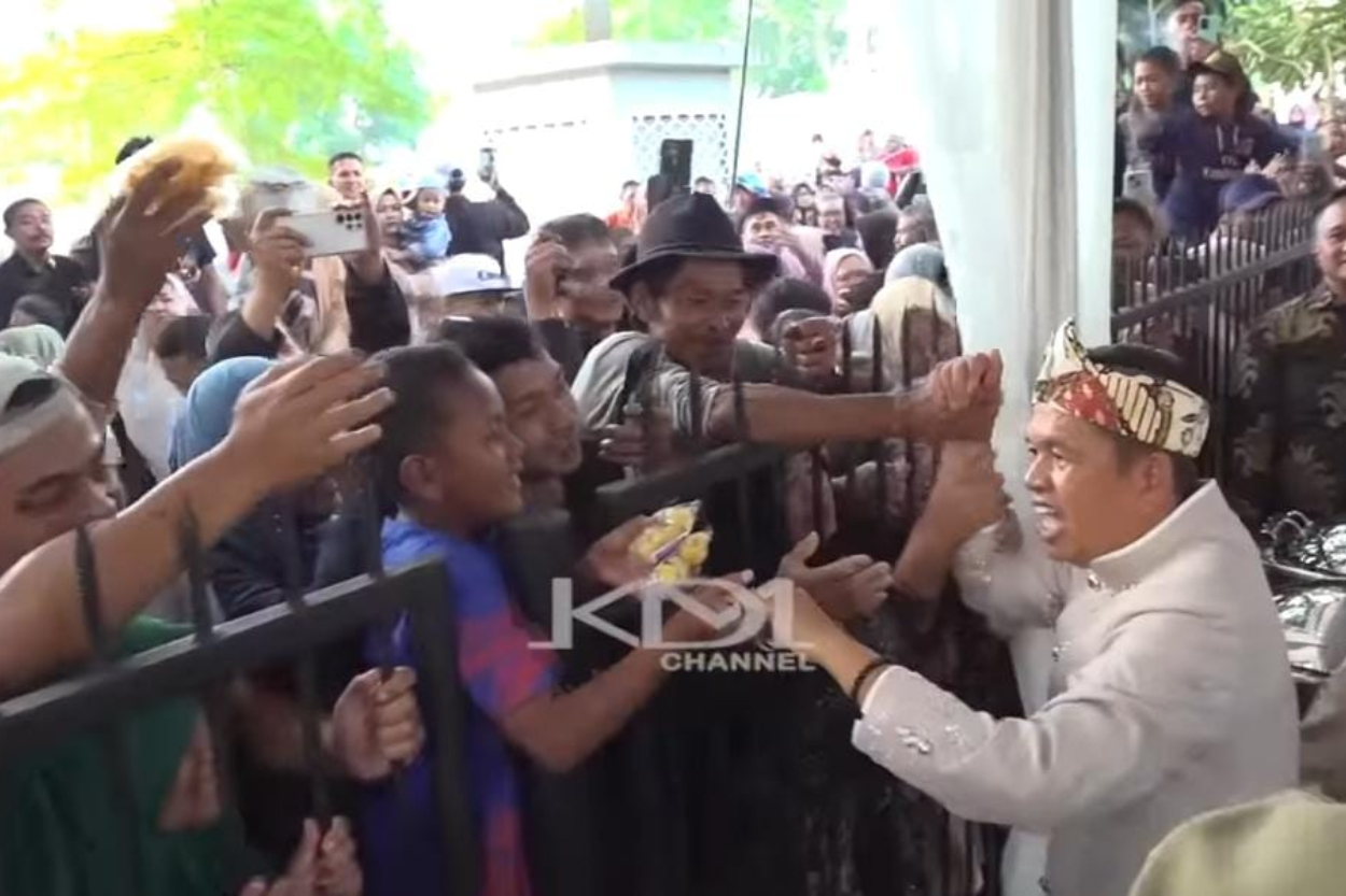 Duka Syukuran Putra Dedi Mulyadi, Bocah 8 Tahun Tewas Terhimpit Antrean Makan Gratis