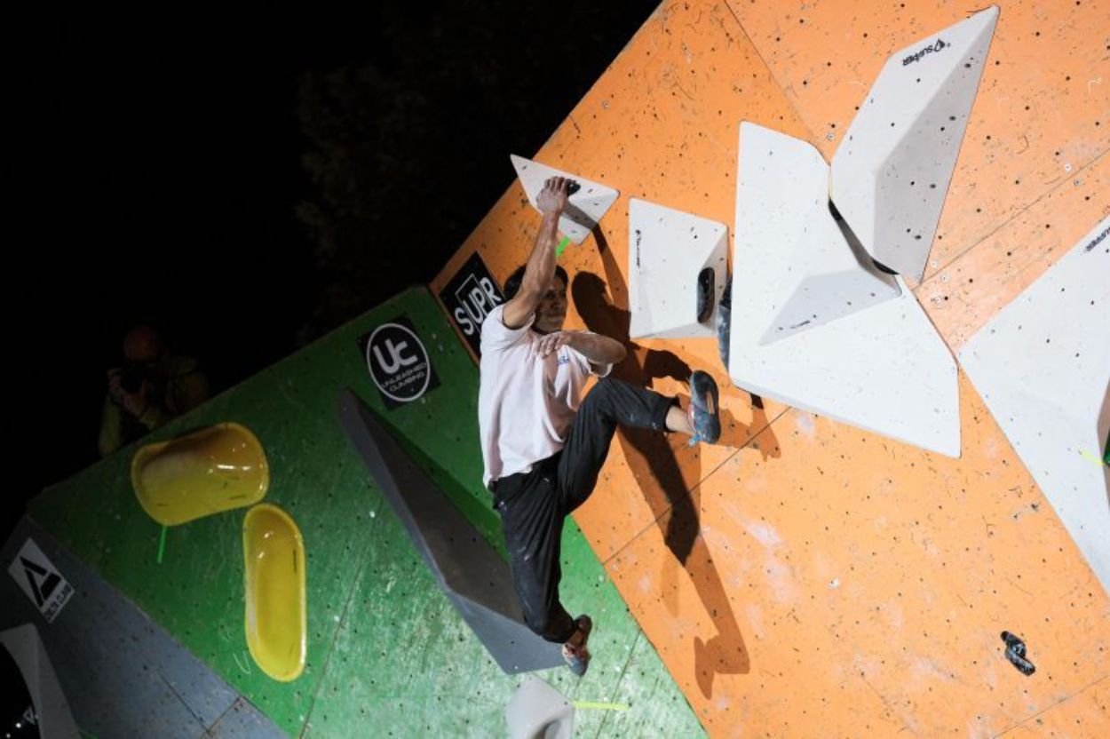 Atlet Panjat Tebing Ravianto Ramadhan Raih Perak di Ajang Bouldering Internasional Prancis