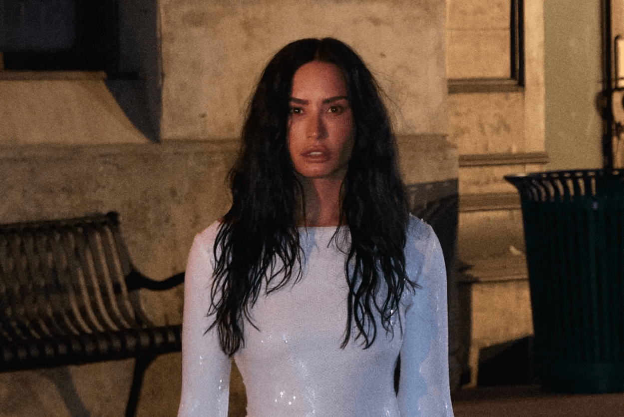 Demi Lovato Comeback! Rilis Lagu Baru 'Fast' Setelah 3 Tahun Vakum dari Musik Pop