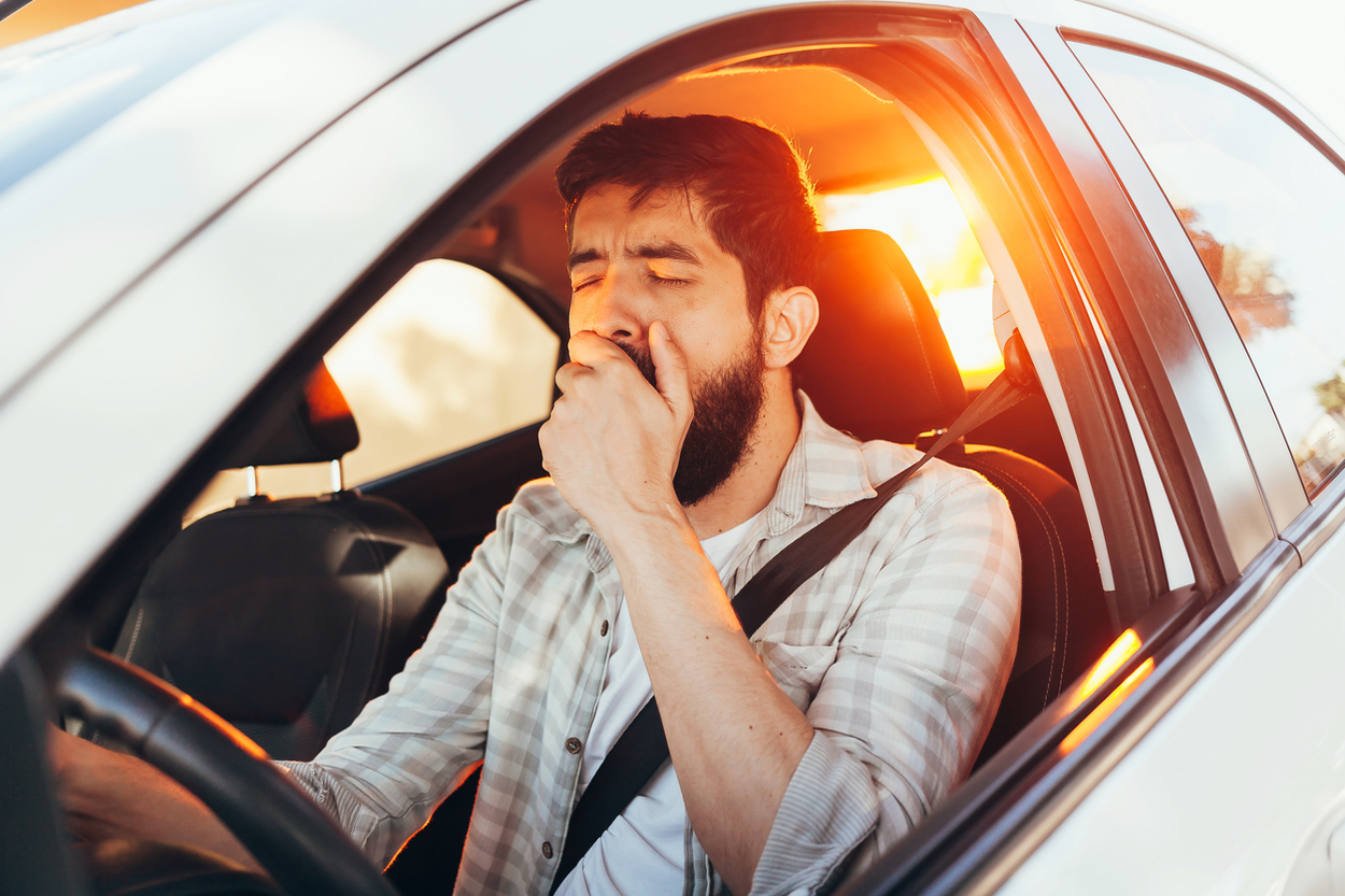 Awas Microsleep! Begini Cara Tetap Fokus Ketika Menyetir Saat Mudik