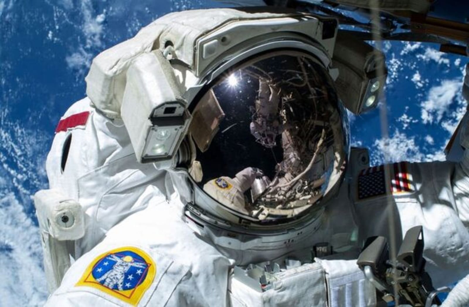 Bahaya Perjalanan Luar Angkasa bagi Kesehatan Manusia: Efek Fisiologis yang Harus Diwaspadai Astronot