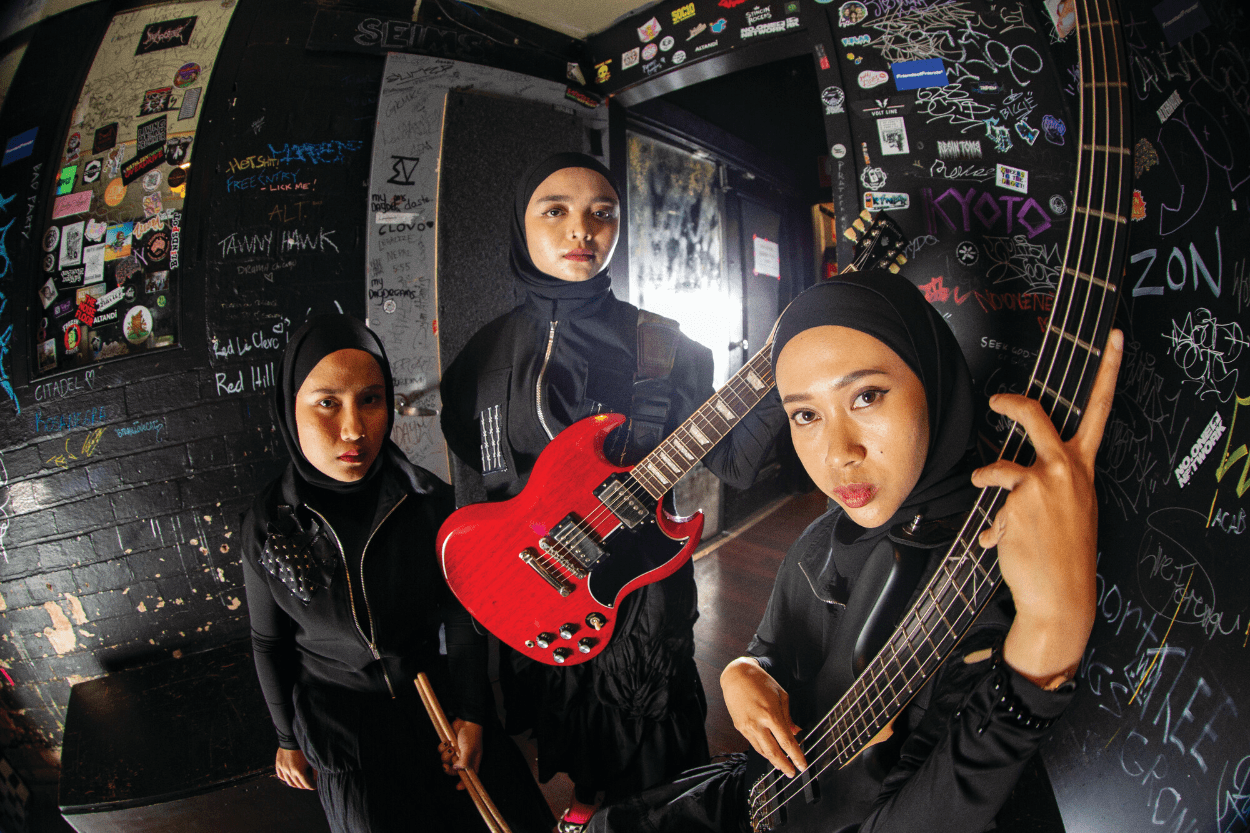 Brand Sepatu Vans Gandeng Voice of Baceprot Jadi Global Brand Ambassador