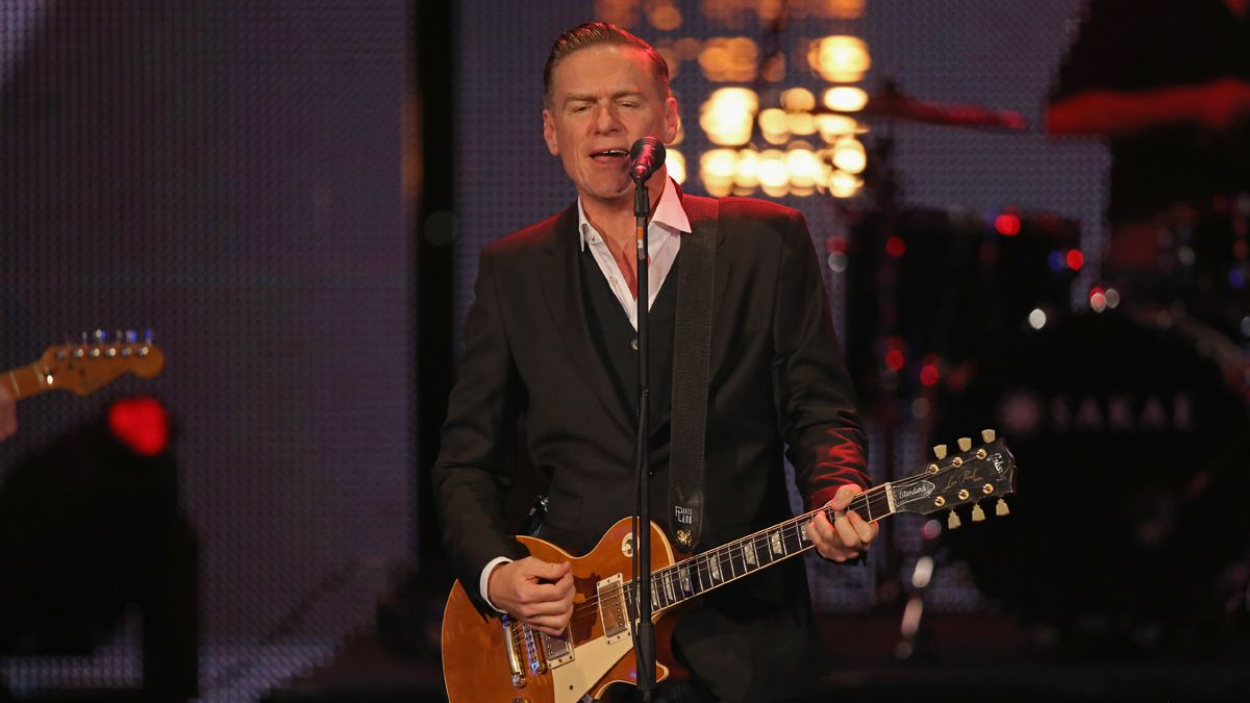 Bryan Adams Bagikan Pengalamannya Bertemu Kembali dengan Gitar Pertama Setelah Puluhan Tahun
