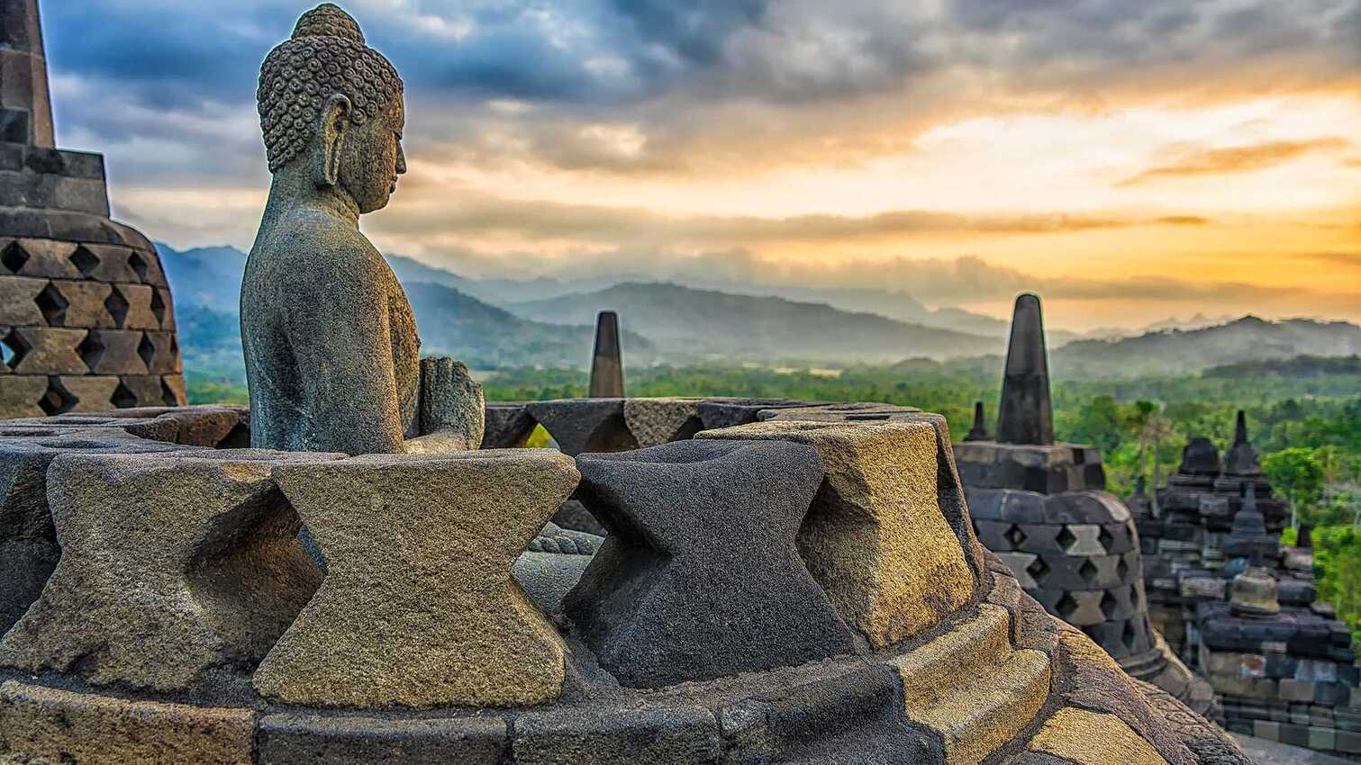 Candi Borobudur Dinobatkan Sebagai Salah Satu Tempat Ibadah Terindah di Dunia