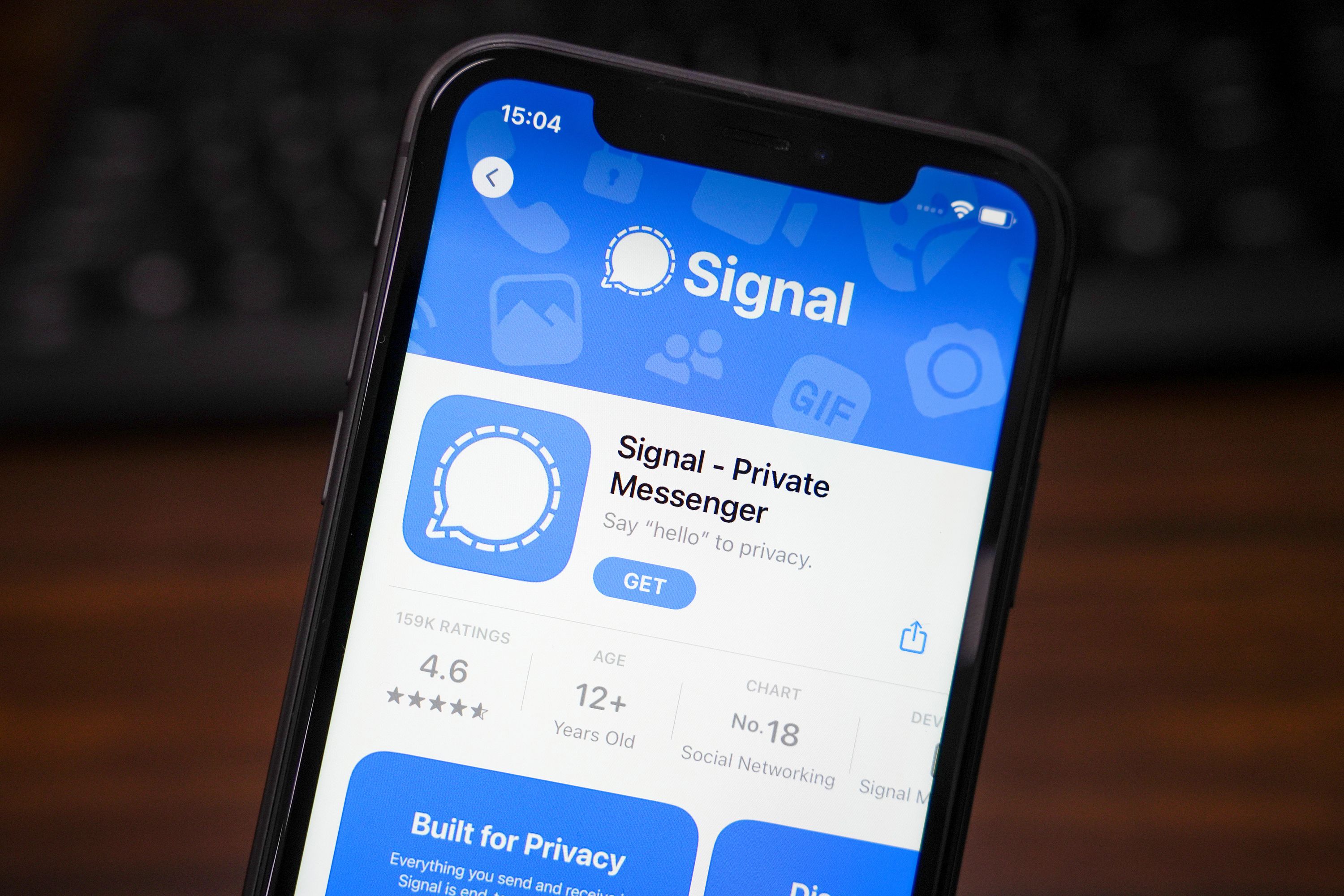 Curhat Online Nggak Aman? Begini Cara Biar Obrolan Pribadimu Tetap Rahasia!