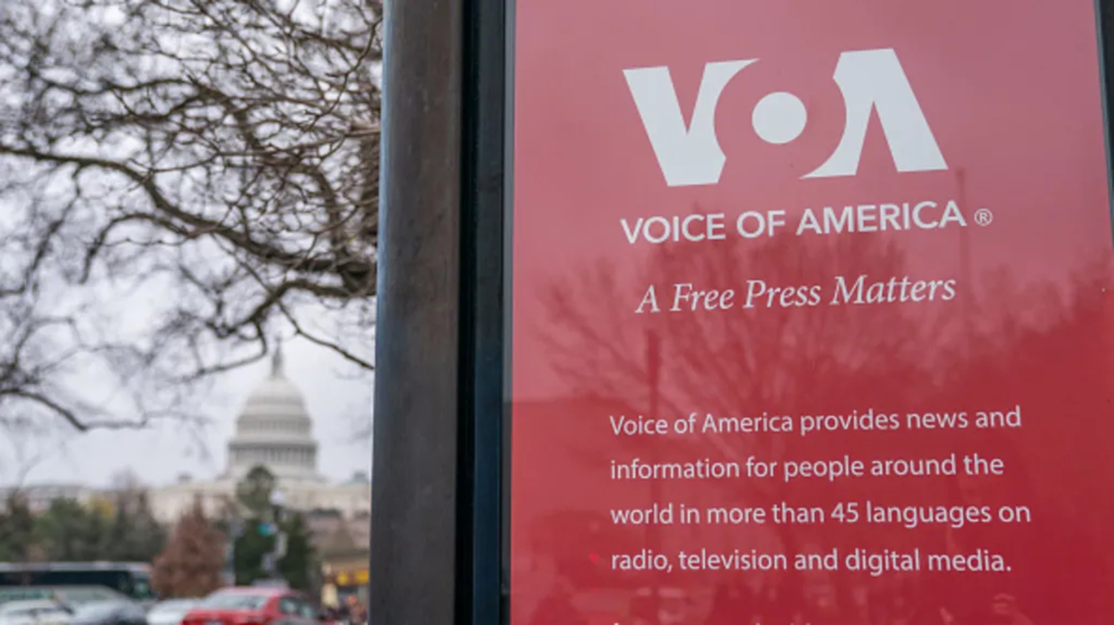 Donald Trump Tandatangani Perintah Penutupan Voice of America, Tanda Kebebasan Pers Mulai Dibungkam?