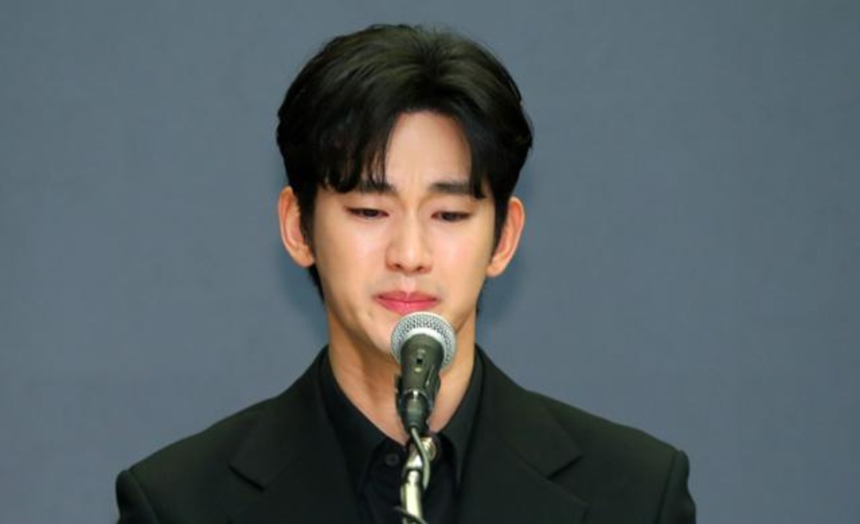 Drama Cinta Kim Soo-hyun Belum Tamat, Muncul Lagi Isu Pacaran Sama Mantan Idol