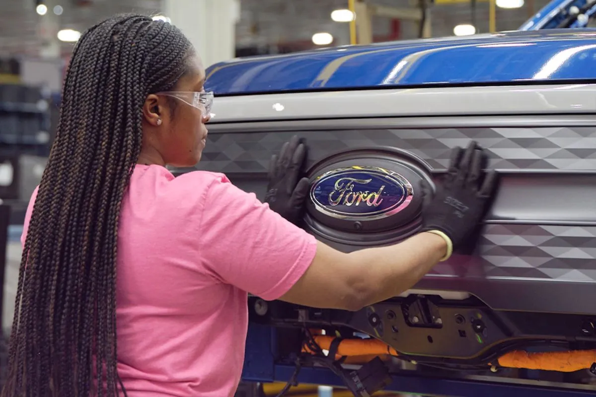 Ford Jadi Produsen dengan Penarikan Kendaraan Terbanyak di AS pada 2025, Total 38 Kali Recall
